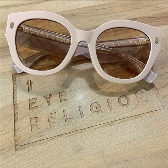 Fendi 0452F Nude Hologram Sunglasses - Picture 1 of 3